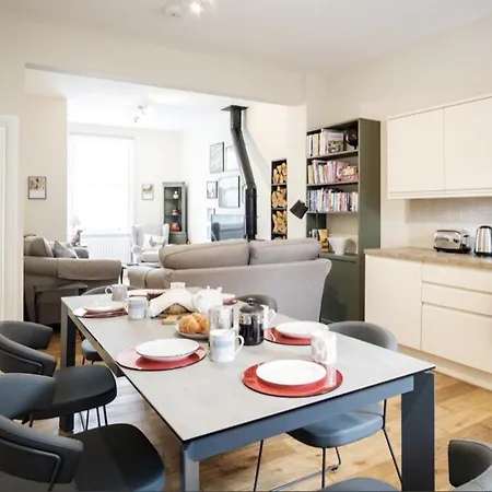 107 And 109 Nunnery Lane * 요크