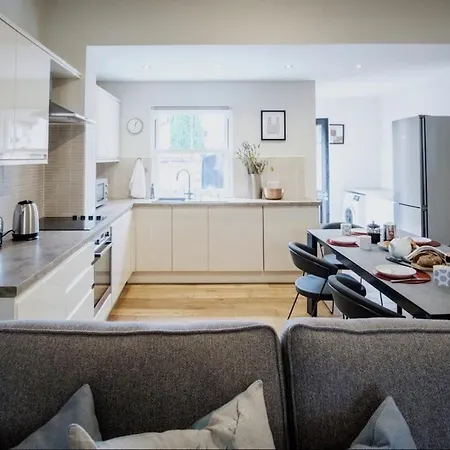 Holiday home 107 And 109 Nunnery Lane *