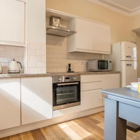 Prázdninový dům 107 And 109 Nunnery Lane *